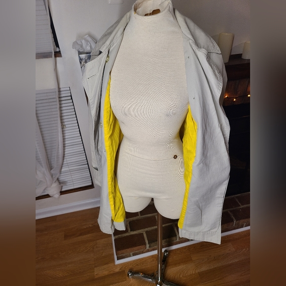 Old navy trench coat XS - Picture 2 of 6